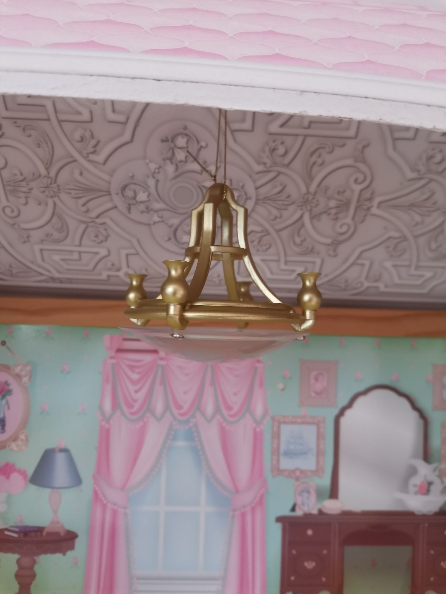 Domek dla lalek duży z windą dla Barbie
