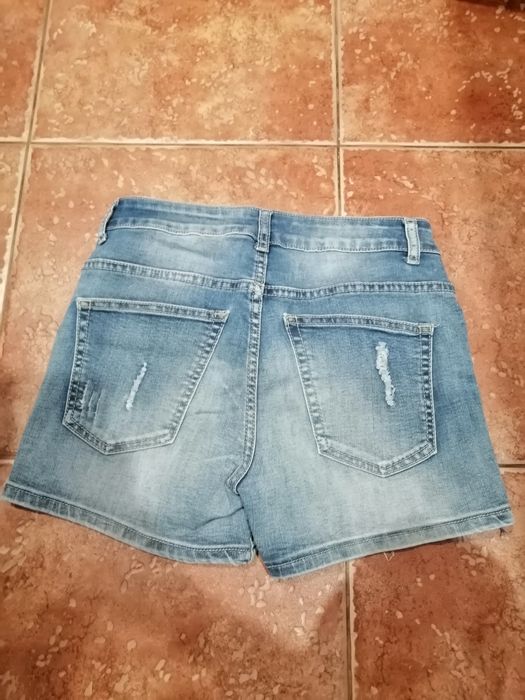 Женские джинсовые шорты