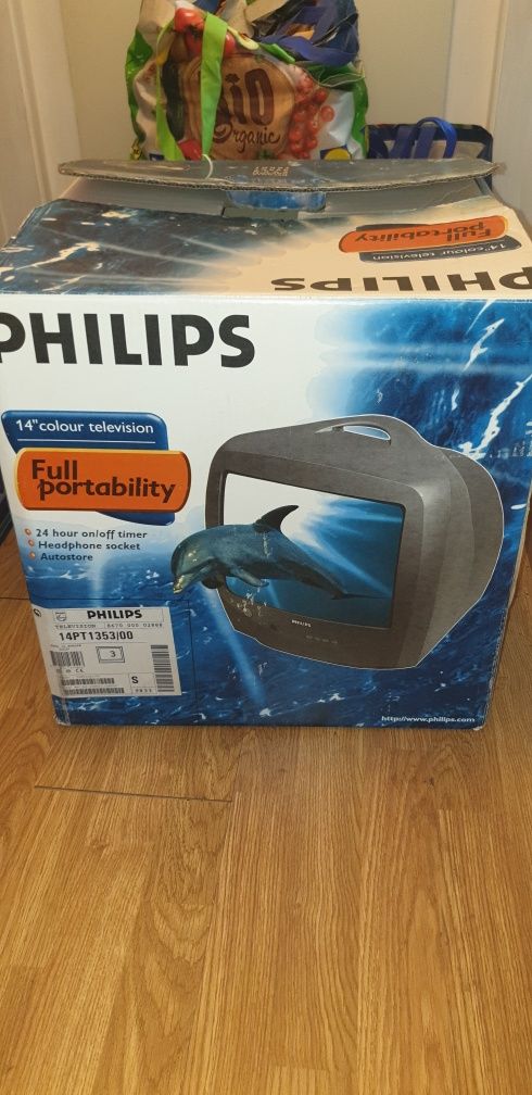 Tv Philips Nova + comando