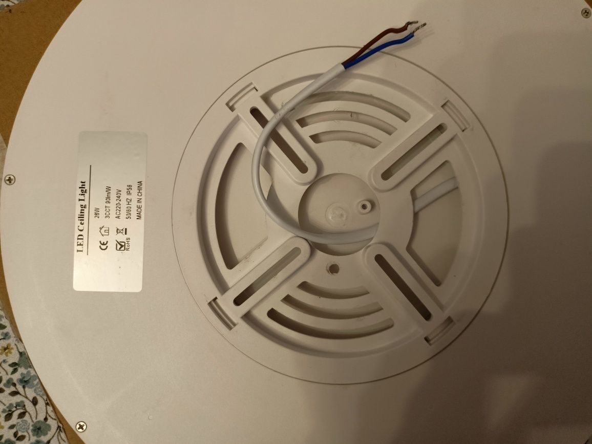 Plafon LED z czujnikiem zmierzchu
