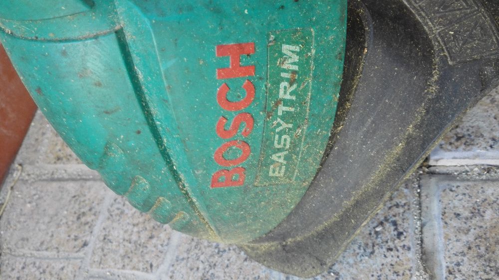Aparador de relva electrico Bosch