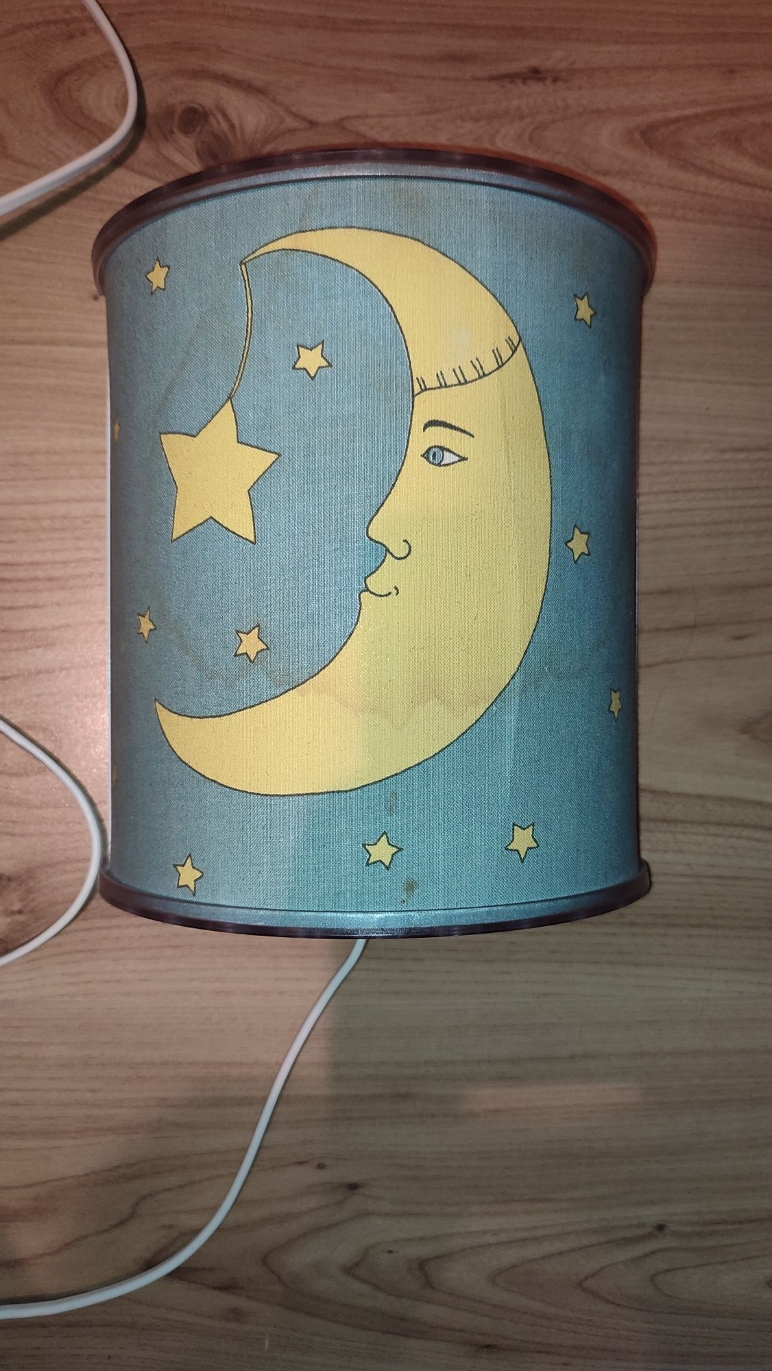 Lampa, lampka na ścianę dziecięca z księżycem. Niebieska z żółtymi gwi