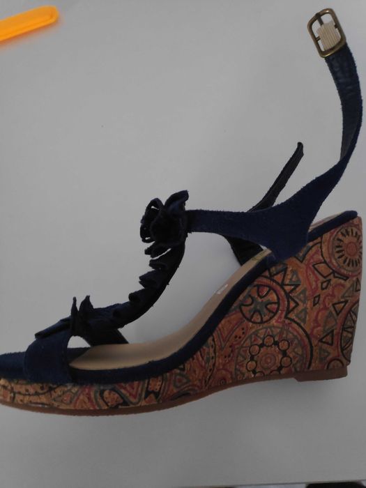 Sandálias de senhora azuis