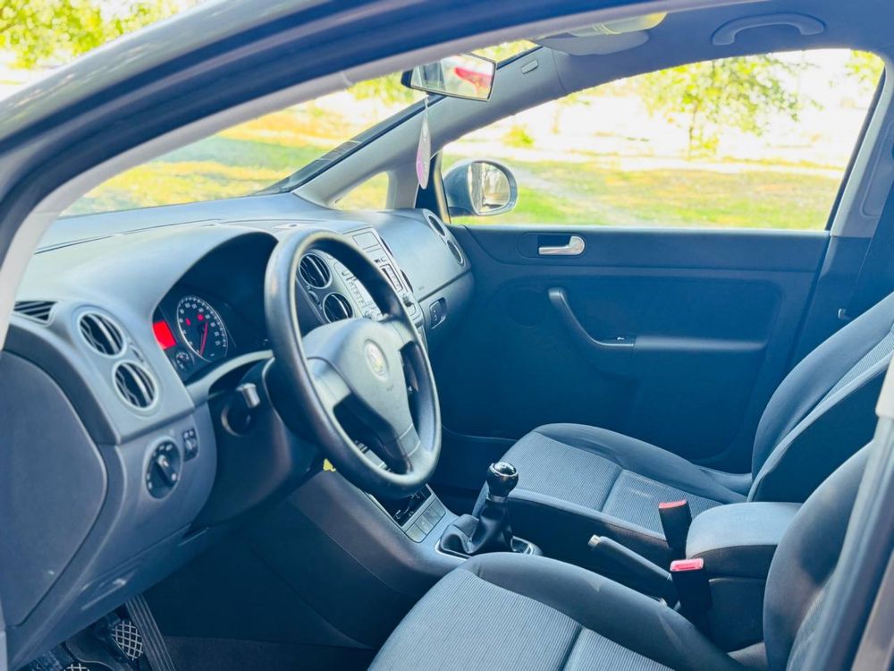 volkswagen golf 5+ 1.4 mpi