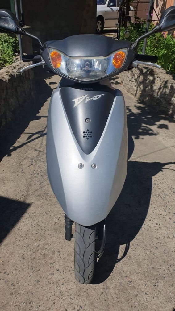 Продам скутер honda dio af 62