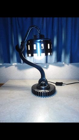 Lampa w stylu LOFT