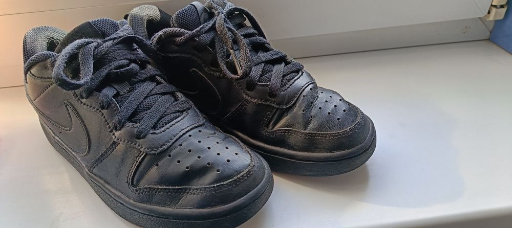 Дитячі кросівки nike 35,5 розмір