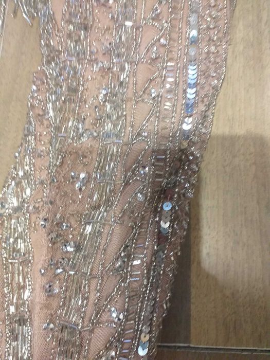 Kombinezon z cekinami