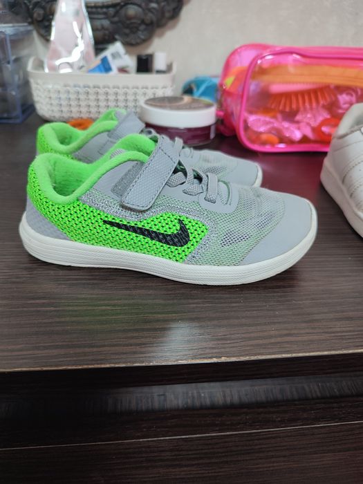 Лот дитячі кросівки кеди nike Adidas converse