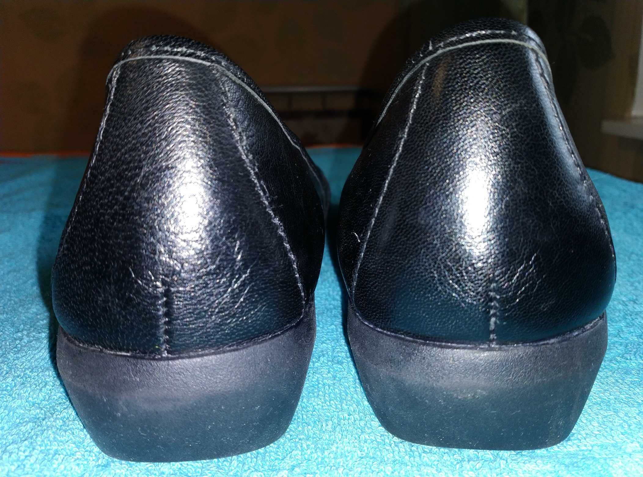 Новые туфли 42-43 р. (28 см) кожаные чёрные Naturalizer женские