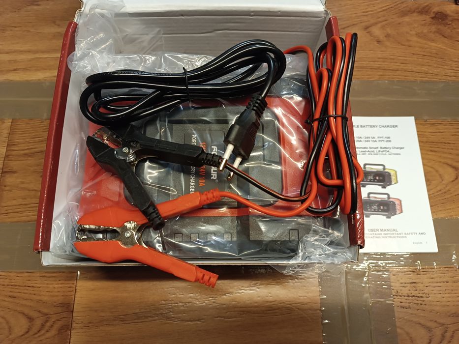 Автоматическое зарядное устройство 12/24В 10/20А