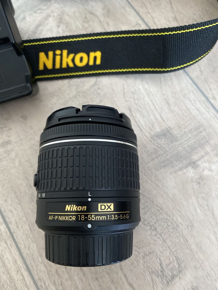 Камера дзеркалка Nikon