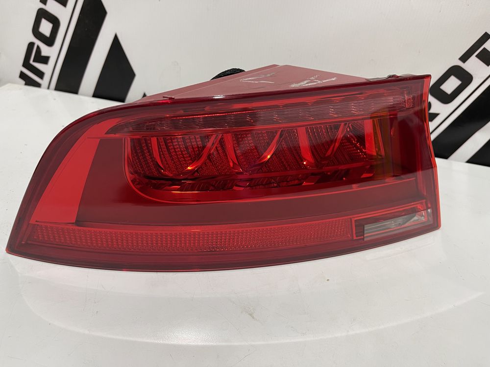 Фари фара Audi A7 USA задня права ліва