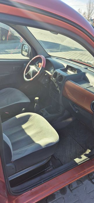 Ładny Peugeot Partner XT 2.0 HDI