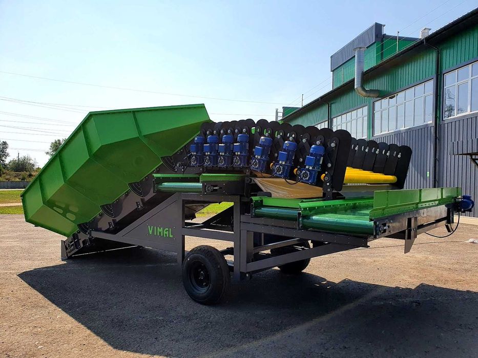 Приймально-сортувальний бункер R-SORT для сортування коренеплодів