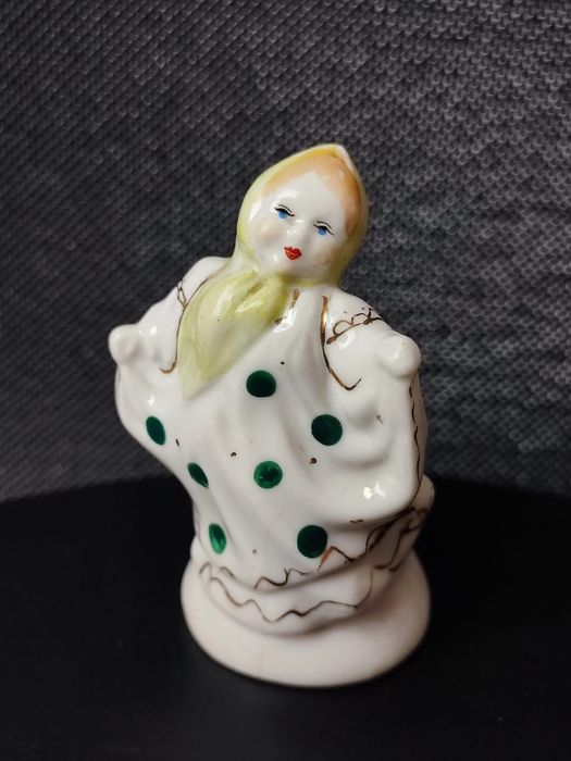 Porcelanowa figurka "Tancerka" ZSRR Stara Baranovka 1960