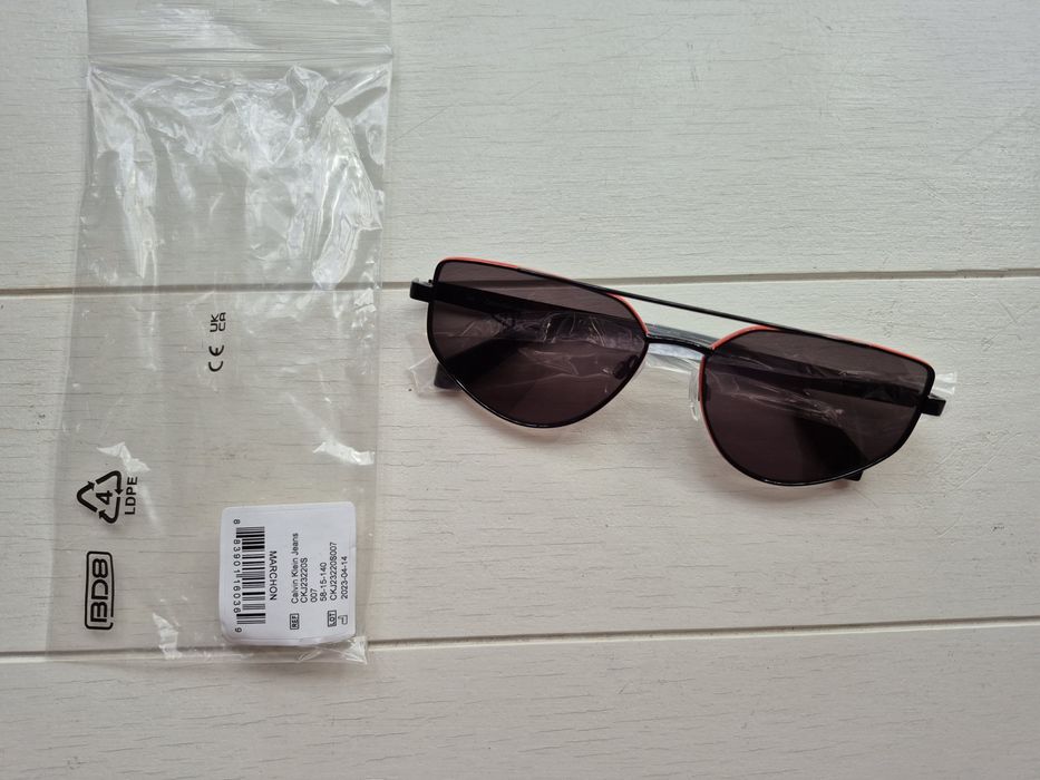 Okulary Przeciwsłoneczne Calvin Klein CKJ23220S