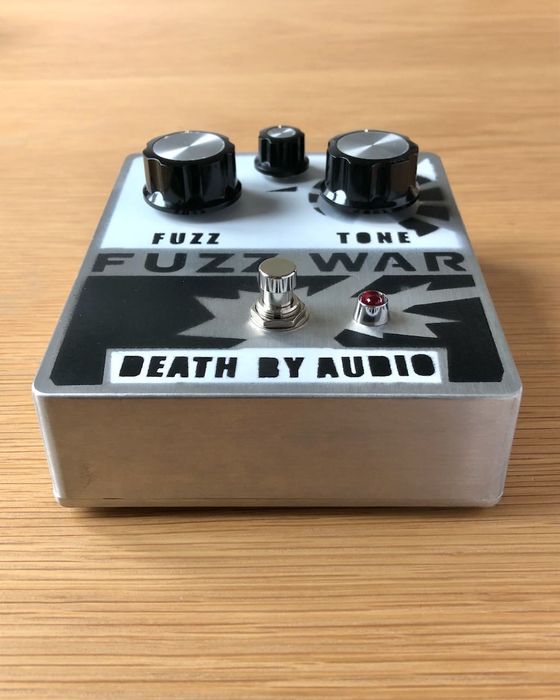 Death By Audio Fuzz War