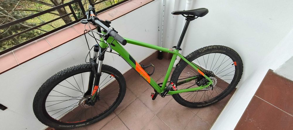 Rower górski CUBE, dający dużo radości z jazdy w terenie