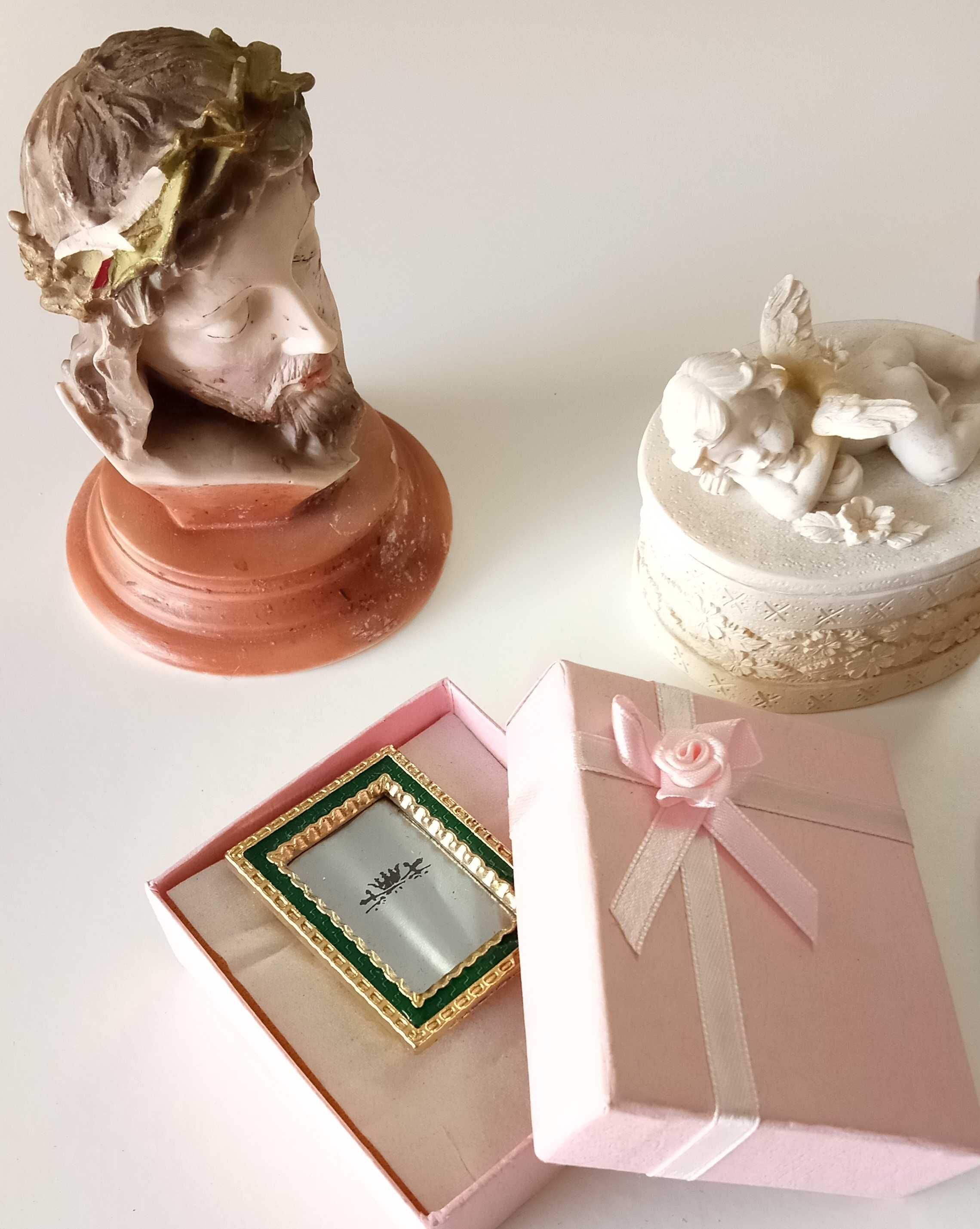 Bonecos decorativos religiosos e outros, lote todo por 5€