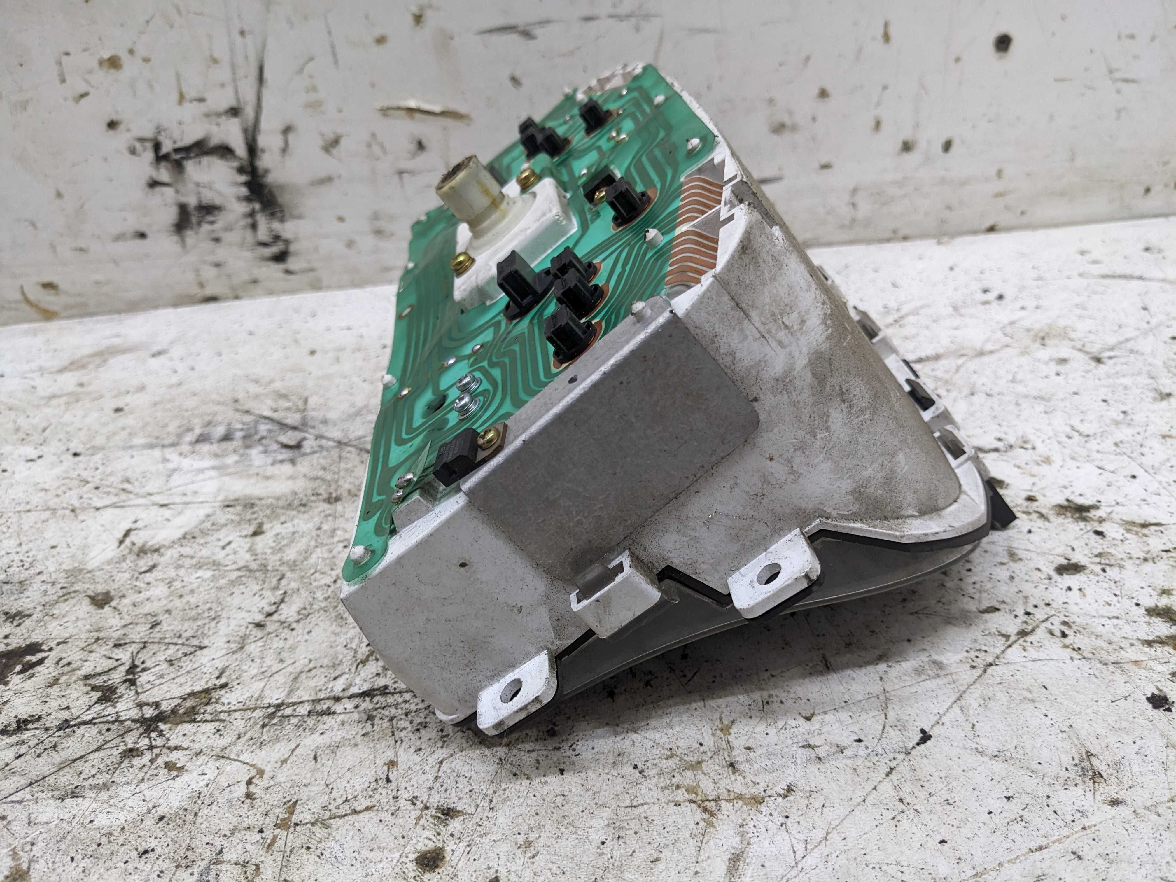 Daewoo Tico 0.8 B Licznik Zegary Prędkościomierz