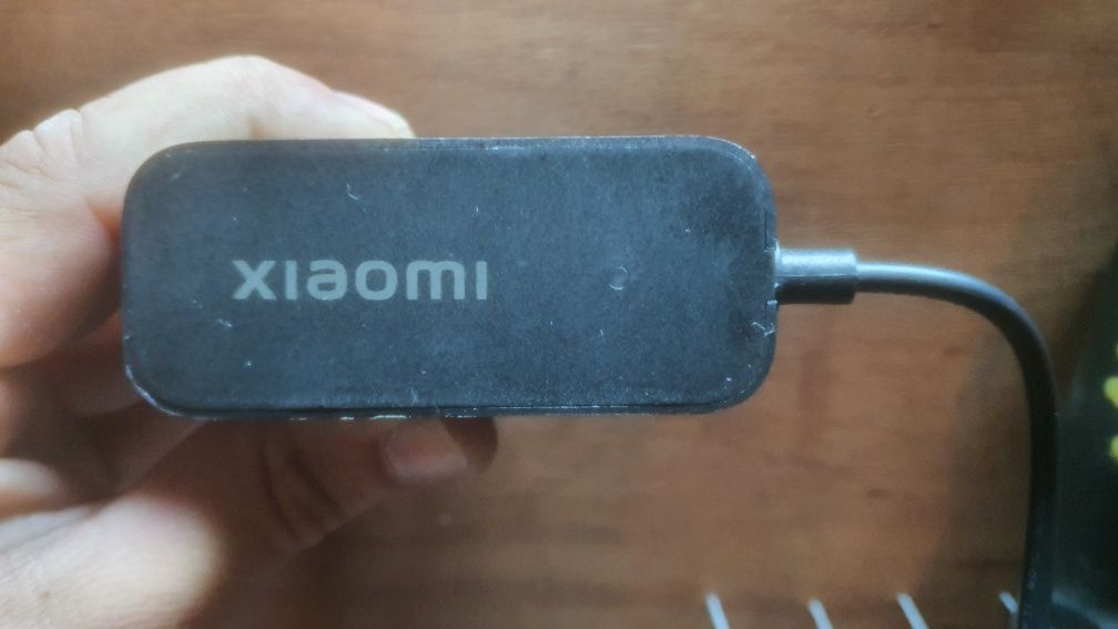 Carregador para trotineta Xiaomi.