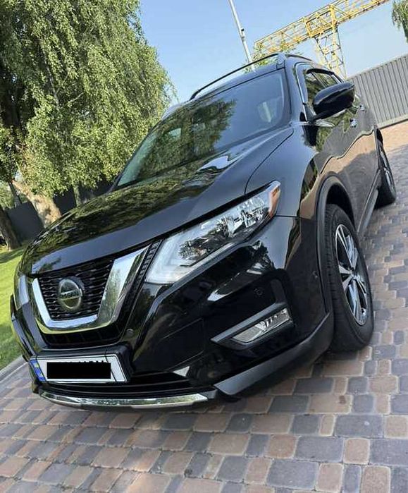 Продаю Nissan Rogue SV 2018 2.5L на повному приводі
