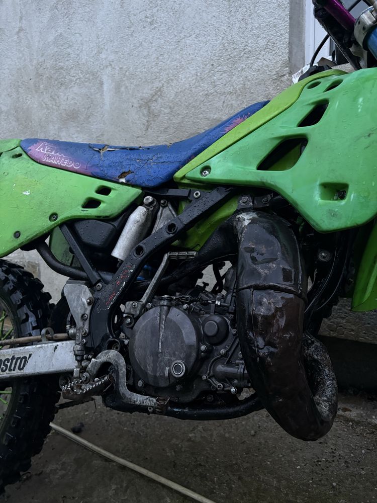 Kawasaki KX125 cross