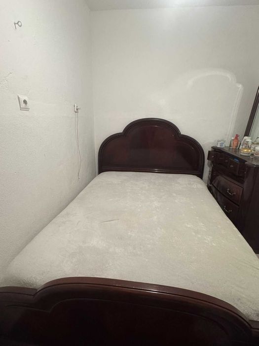 Cama de casal colchão incluído