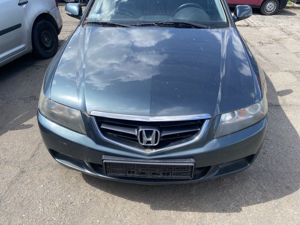 Przod maska zderzak blotnik Honda Accord VII g516p
