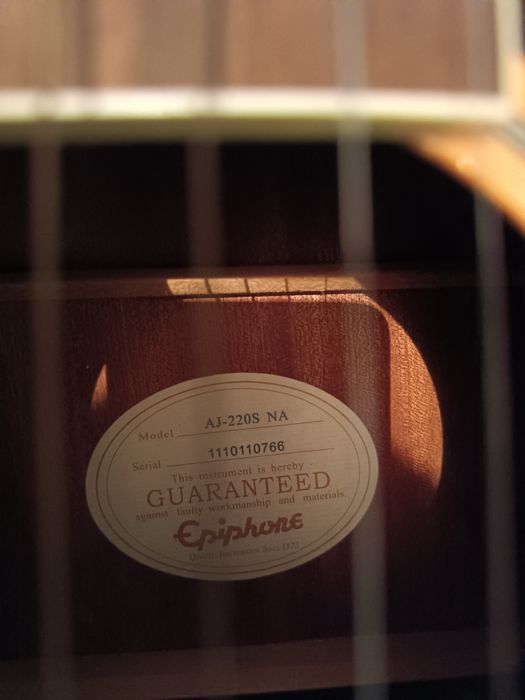 Акустична гітара epiphone AJ-220s NA