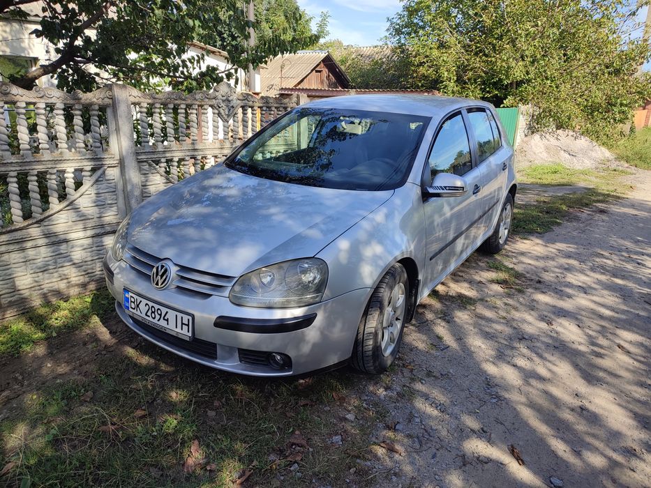 Продам гольф 5 пробиг 150000, мотор  1,4 все гарно працюэ