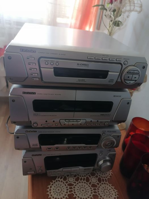 Wieża mini Technics 760