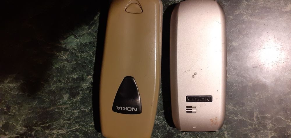 Zestaw telefonów komórkowych