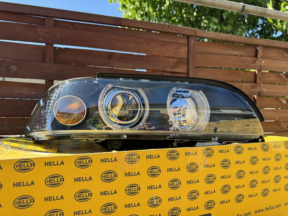 NOWY Reflektor BMW E39 LIFT XENON Prawy Lampa Prawa EU HELLA