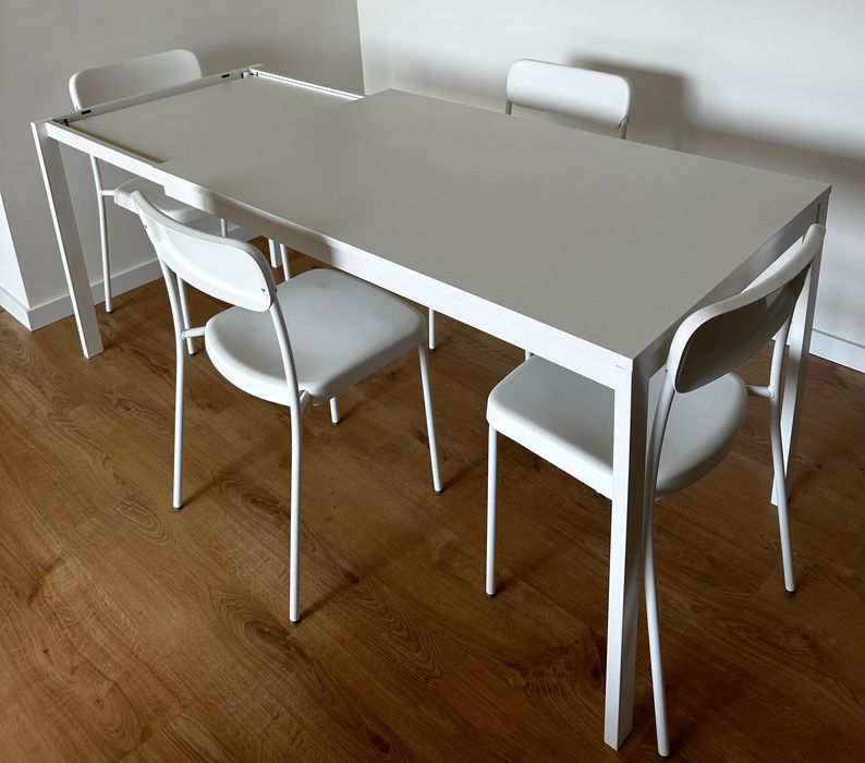 Mesa Extensível Ikea Vihals + 4 cadeiras Vihals