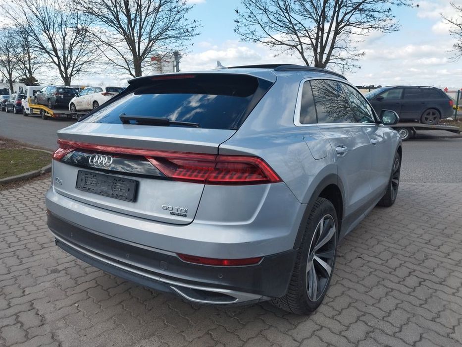 Бампер Audi Q8 2018- разборка Ауді ку8 запчастини