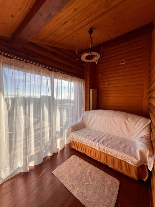 Продаж деревʼяного будинку