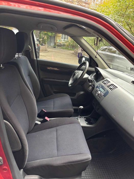 Suzuki Swift 2007 1.5 автомат