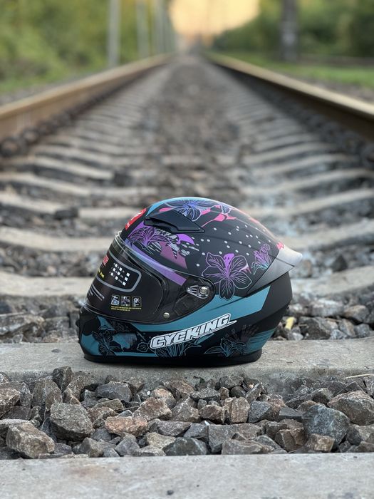 Мото шлем.Скутер,мопед,мото