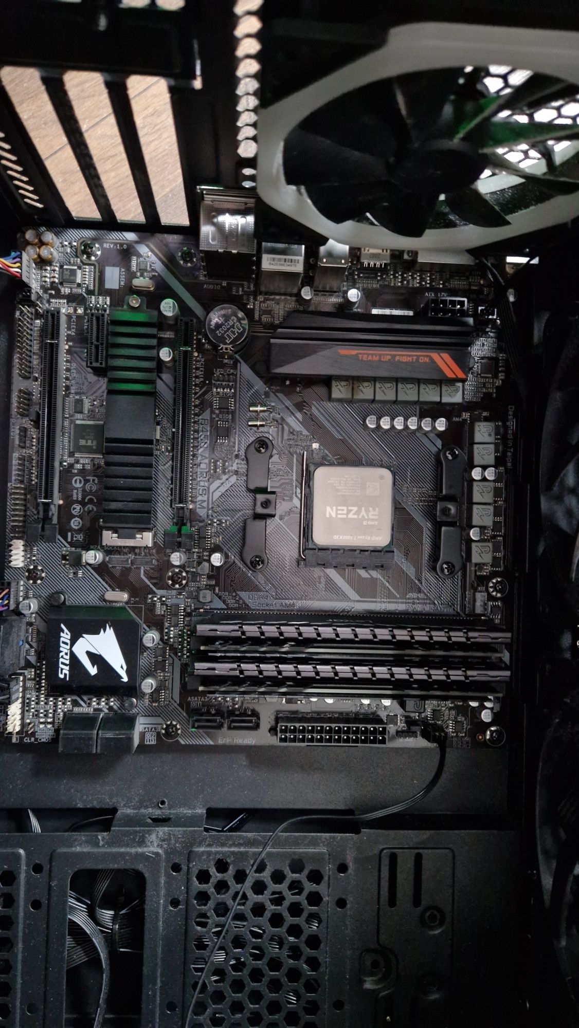 ZESTAW: ryzen5800x3d plus aoursb450m, 48gb ram, obudowa Genesis