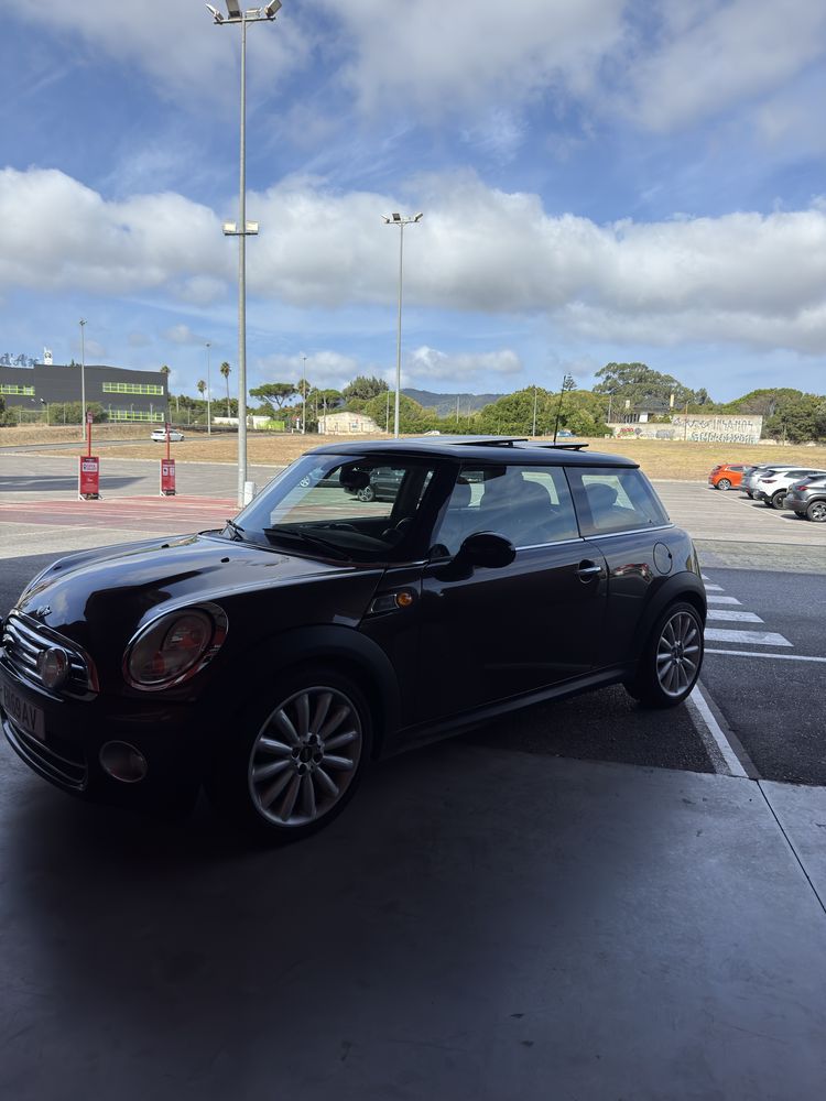 MINI COOPER D 50 anos mayfair