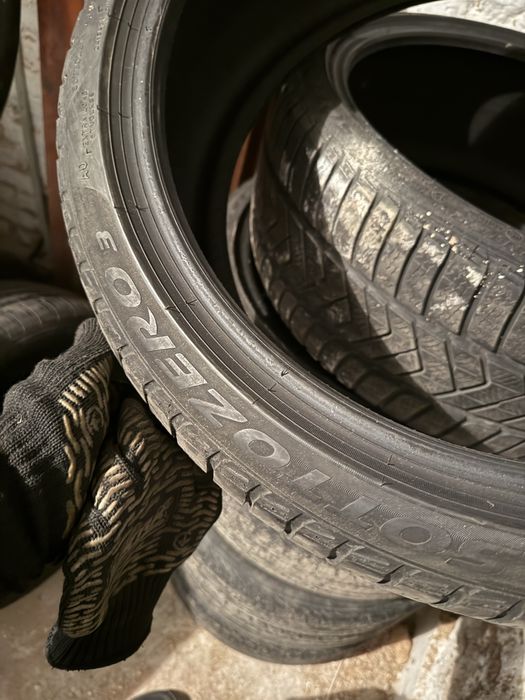 Шини зимові Pirelli Sotozerro3 225/40+ 255/35 R19 комплект