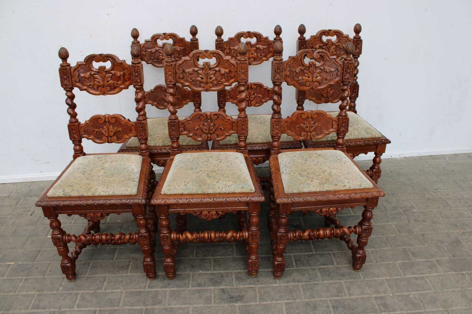 Stary rzeźbiony komplet 6 krzeseł Eklektycznych 439
