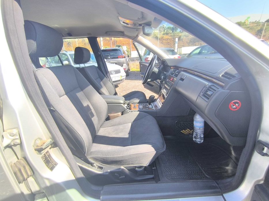 E270 CDI 170cv Elegance cx Aut., 2001