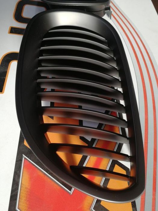 Grelhas BMW E60 03-07 pretas