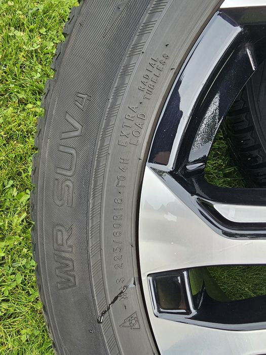 Koła opony felgi 225/60 R18 toyota rav-4