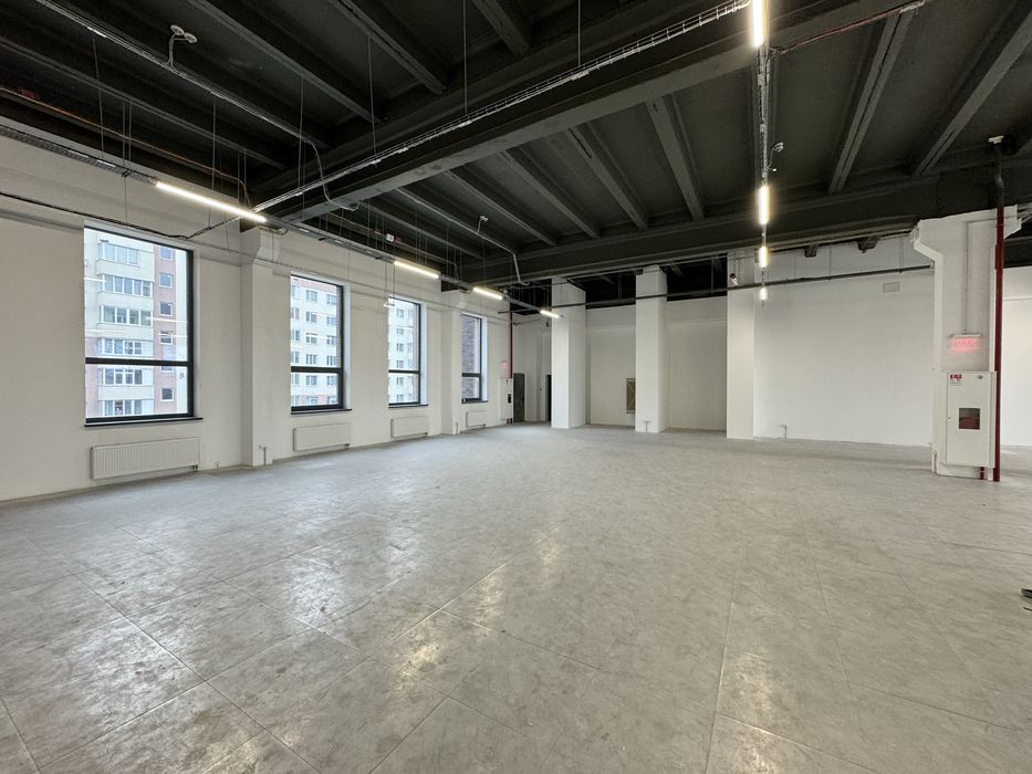 Новий, Сучасний ОФІС в БЦ, класу «А», на Угорській – 1 000 (м2)