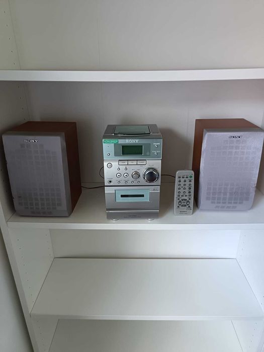 Aparelhagem Sony CMT-EP404 – Micro Hi-Fi com Leitor de Cassetes e CDs