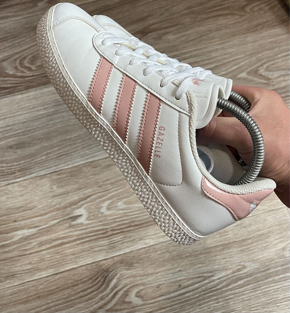 Adidas gazelle, кросiвки